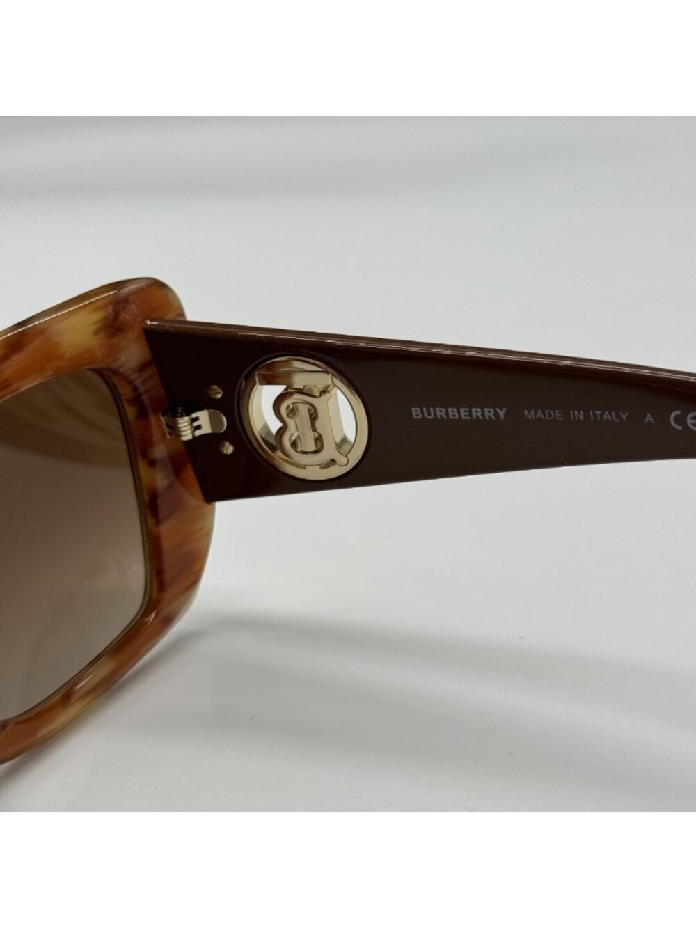 Burberry Be4344 394013 Cat Eye Sunglasses Authentic NEW - Picture 9 of 10